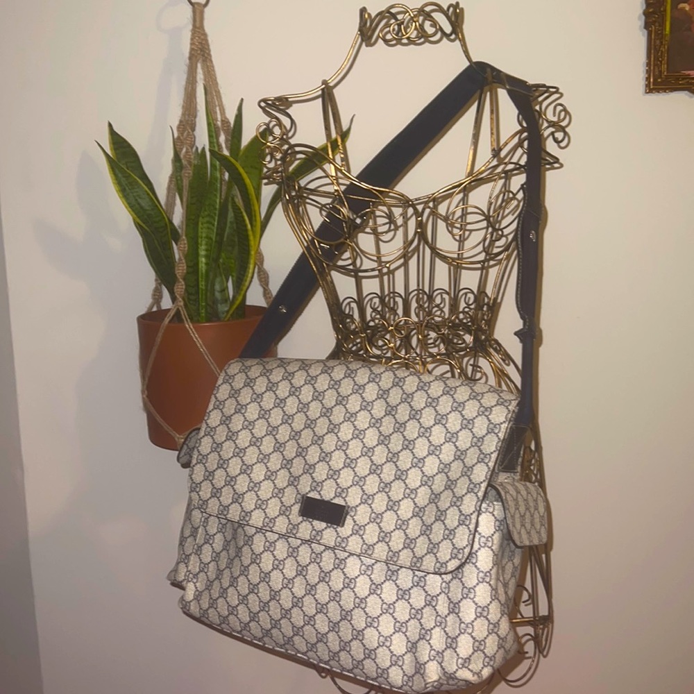 Authentic Gucci Gg Baby Messenger Diaper Bag